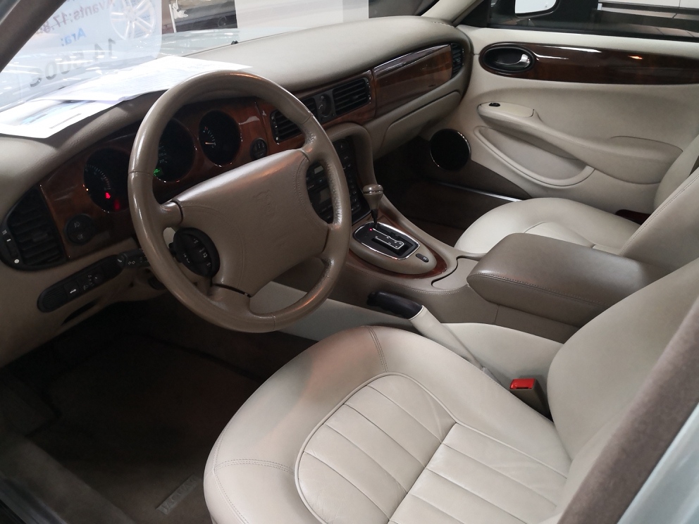 1997 Jaguar XJ8 jmautomobils 6