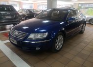 2004 VOLKSWAGEN PHAETON V12