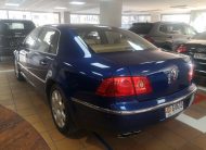 2004 VOLKSWAGEN PHAETON V12