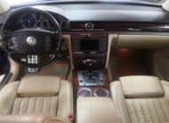 2004 VOLKSWAGEN PHAETON V12