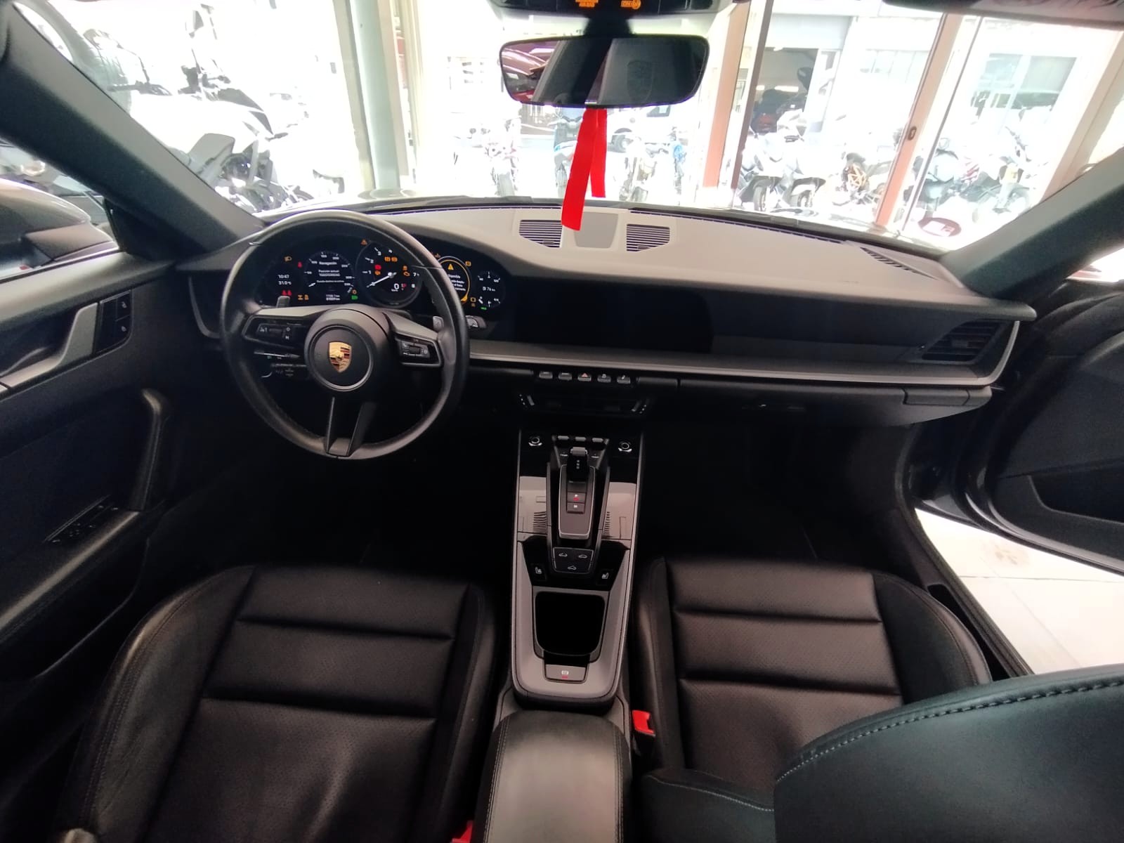 2020 Porsche 911 CARRERA 4