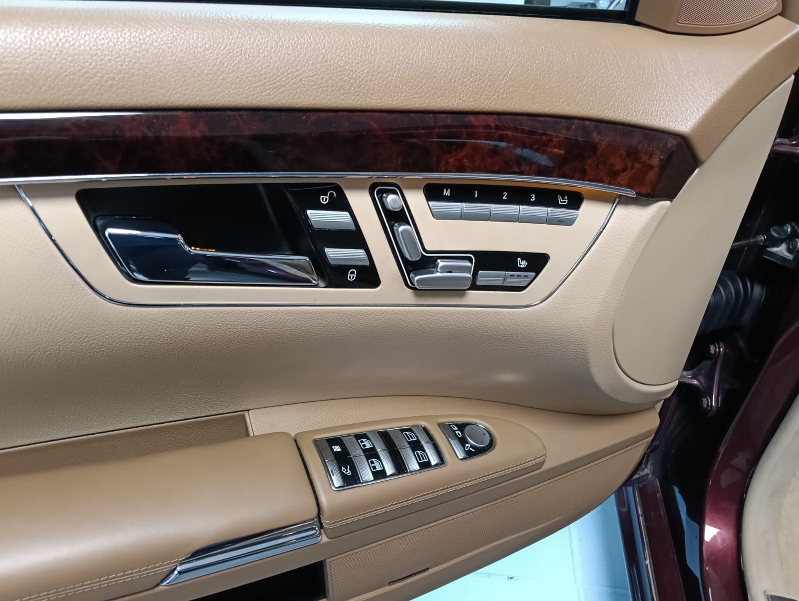 2007 Mercedes S500 4.MÀTIC