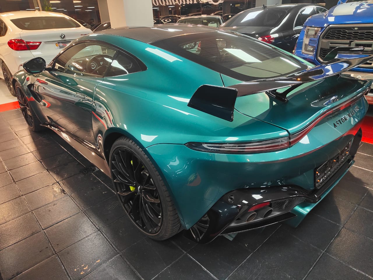 2023 ASTON MARTIN Vantage F1