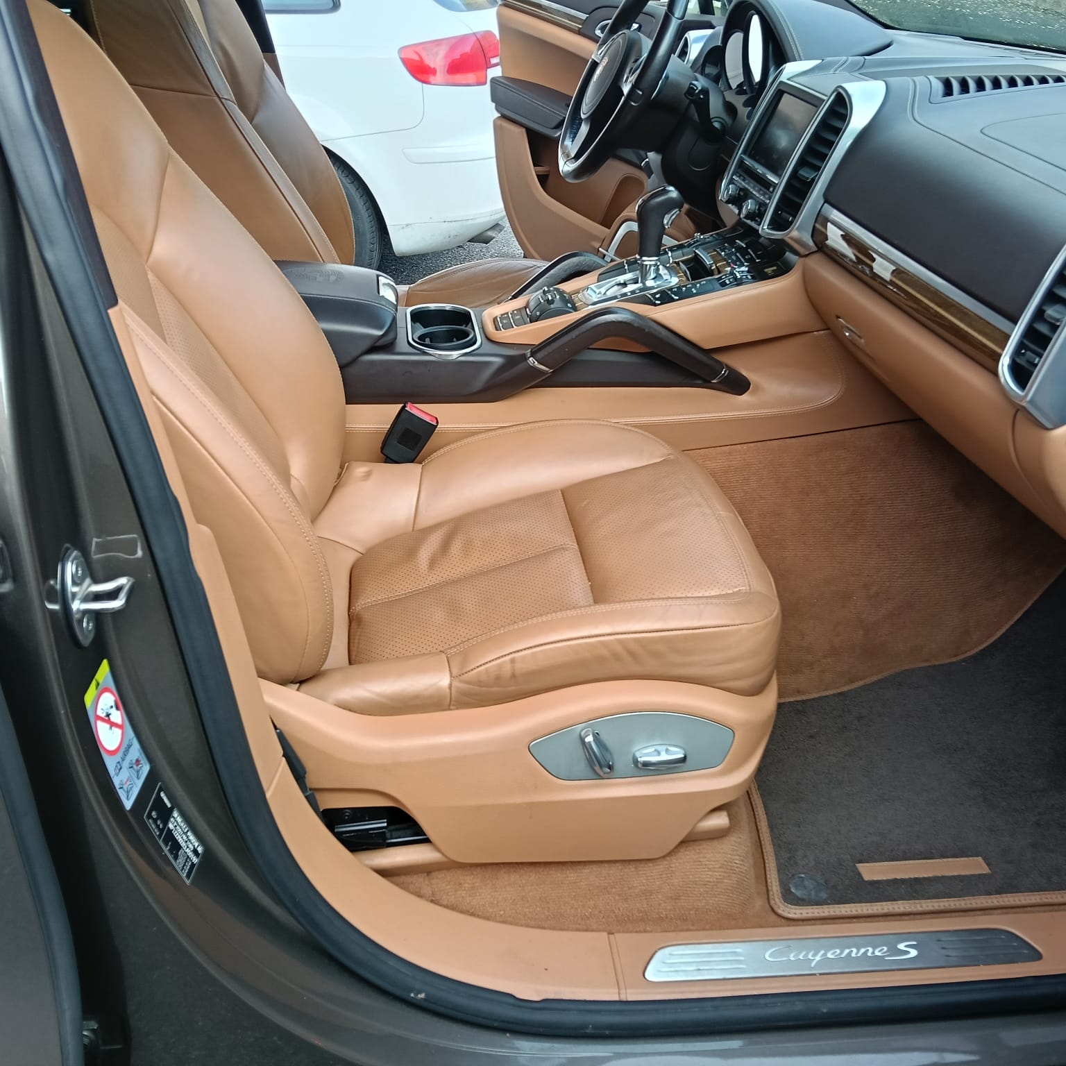2011 PORSCHE CAYENNE S