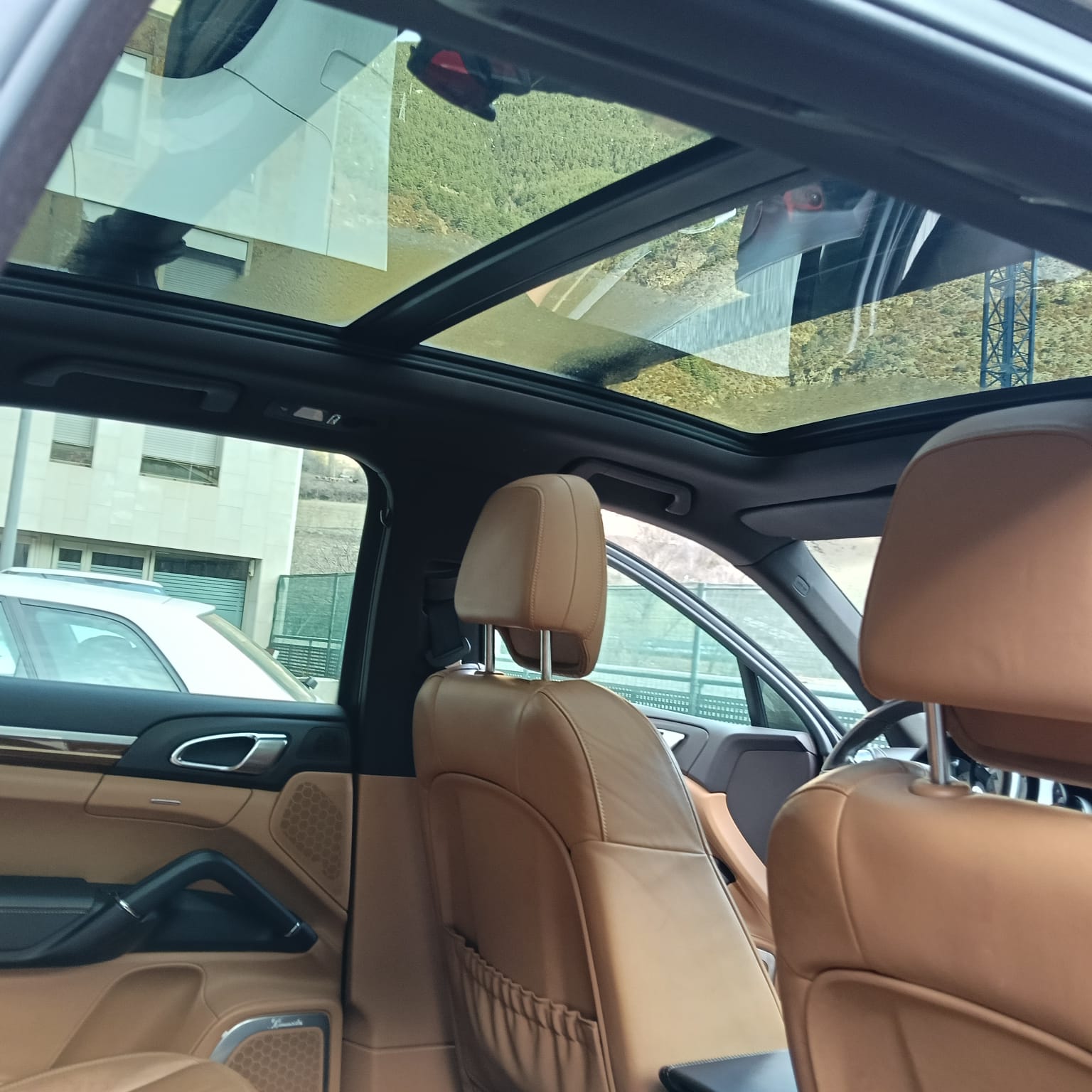 2011 PORSCHE CAYENNE S