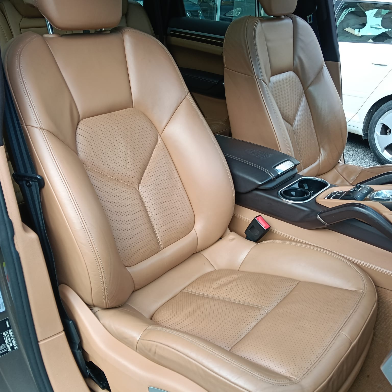 2011 PORSCHE CAYENNE S