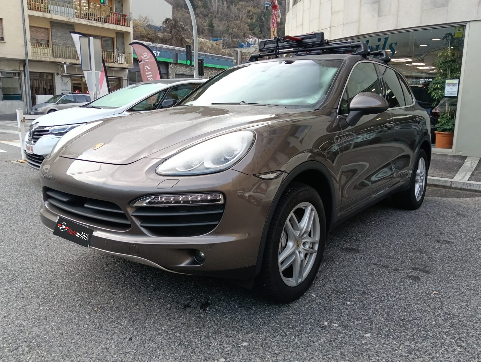 2011 PORSCHE CAYENNE S