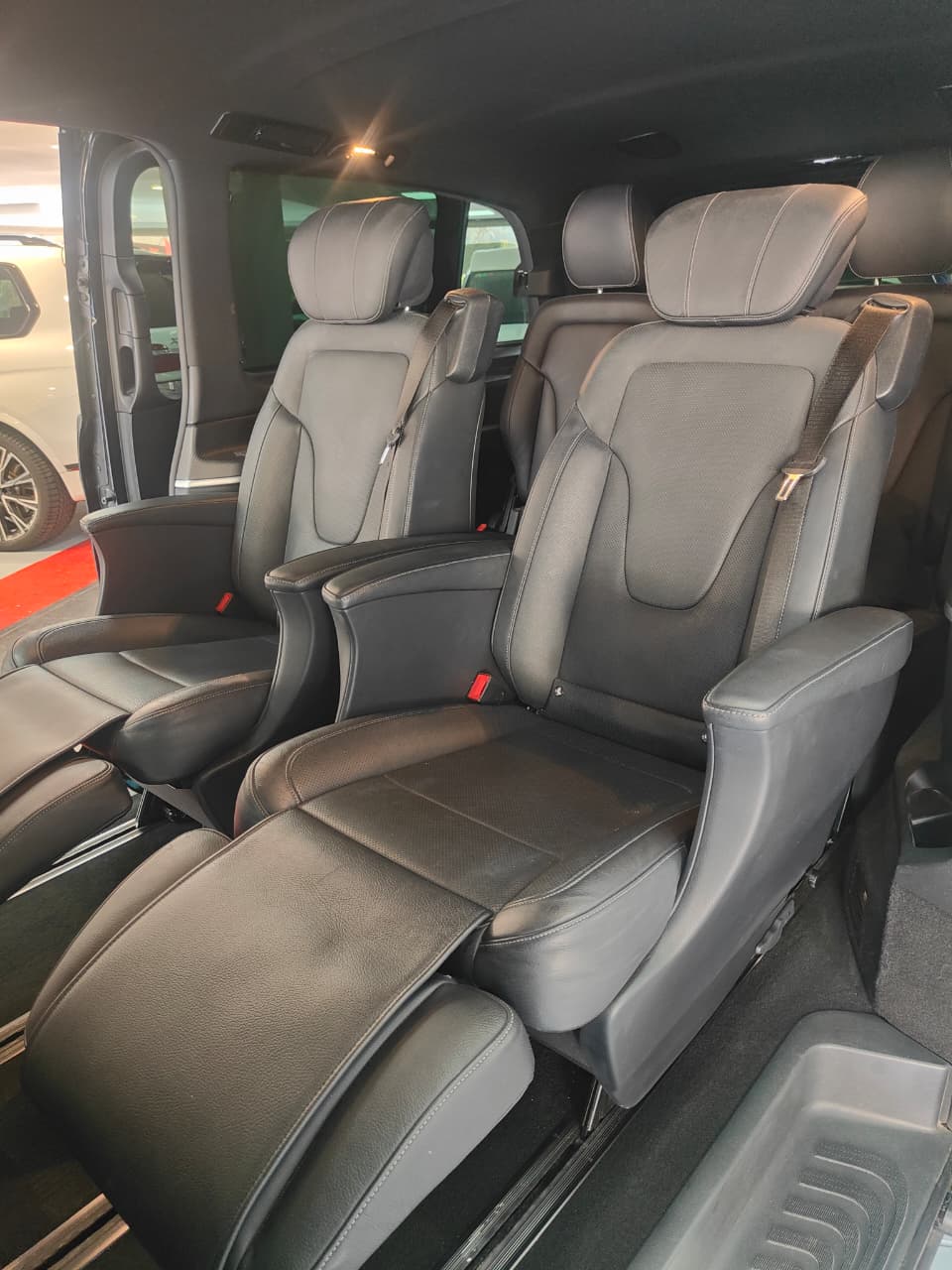 2019 MERCEDES V300 D 4-MÀTIC