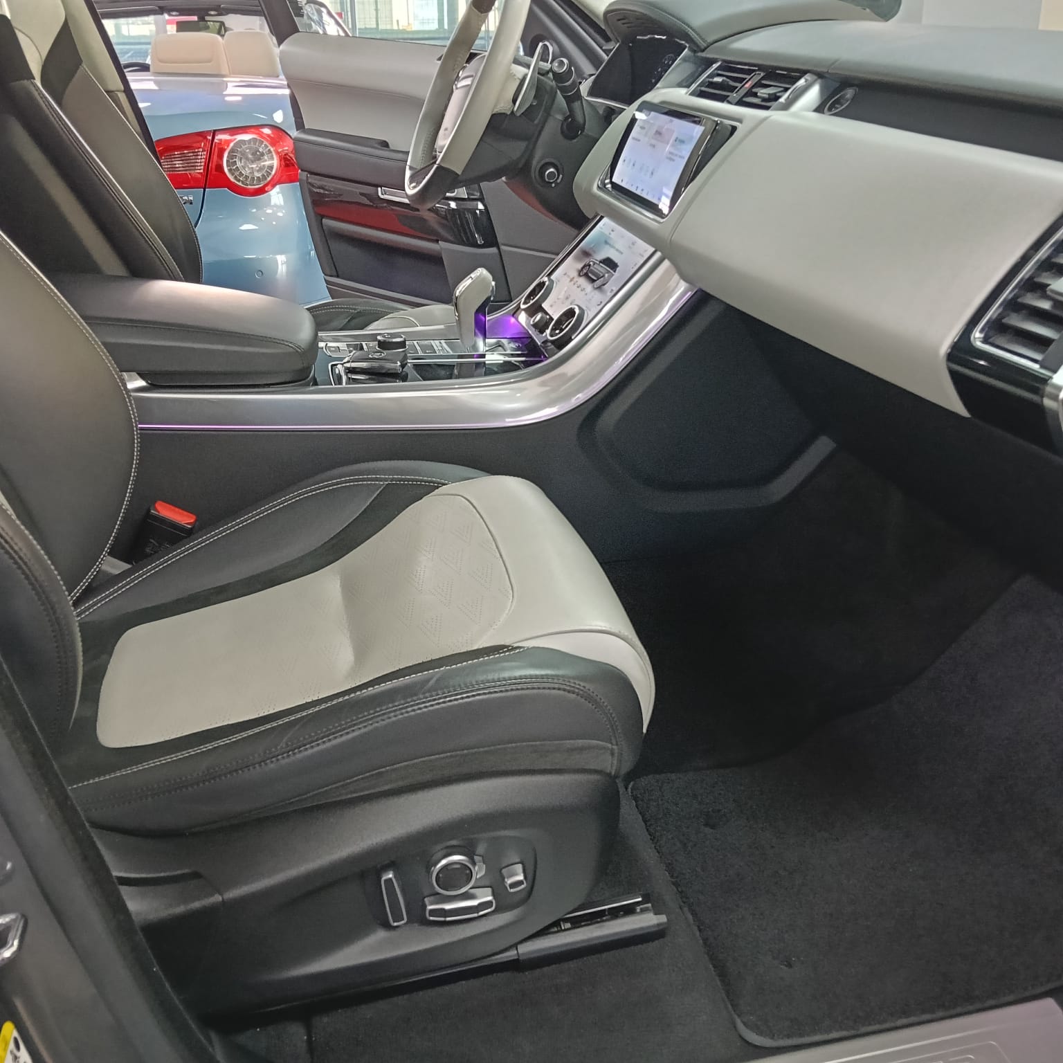 2018 LAND ROVER RANGER SPORT SVR