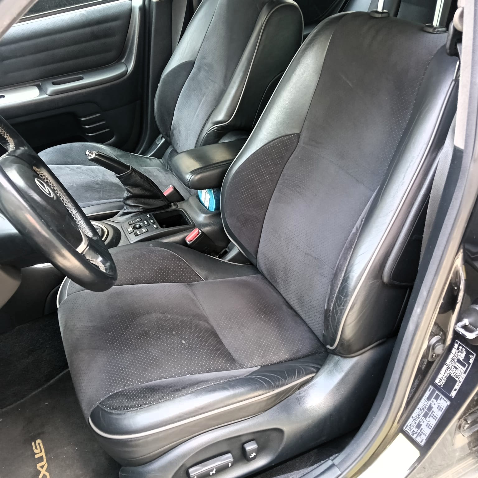 2005 LEXÚS IS200