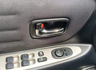 2005 LEXÚS IS200