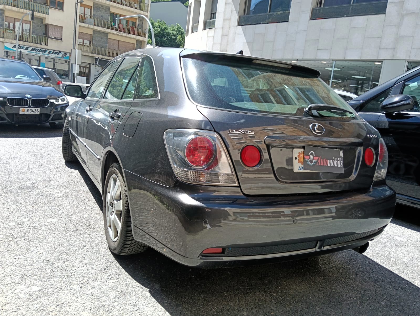 2005 LEXÚS IS200